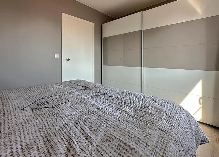 1 Bedroom In Appartement *